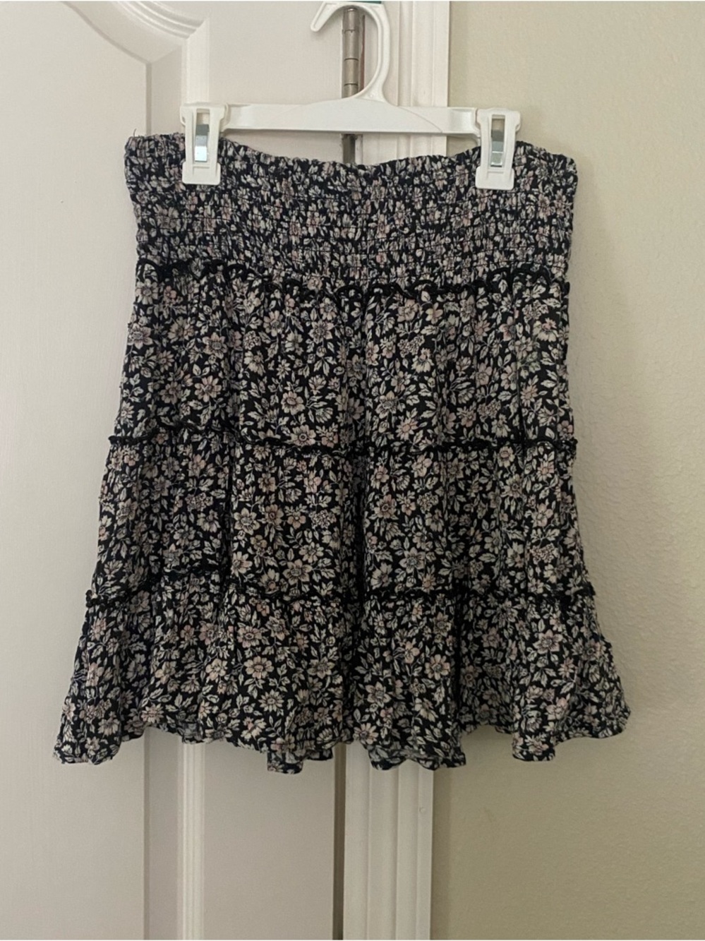 American Eagle Outfitters Black Floral Smocked Tiered Mini Skirt